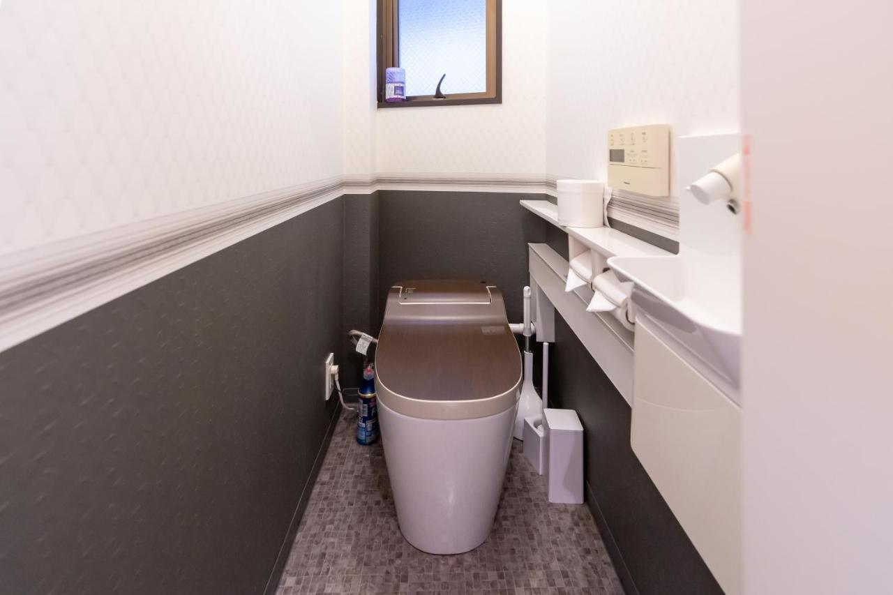 Naomi - Self Check-In Only Villa โอซาก้า ภายนอก รูปภาพ